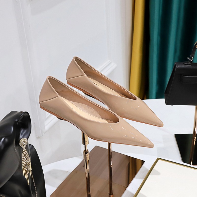 패션 여성 1cm 로우 힐 작업 플랫 여성 특허 가죽  - Leather Work Flats Women 리뷰 및 가격